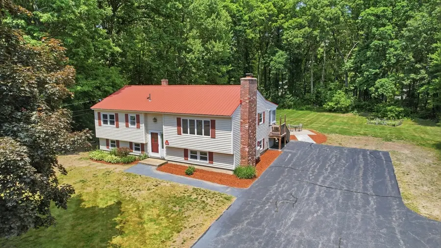 335 Pelham Rd, Dracut, MA 01826 - #2