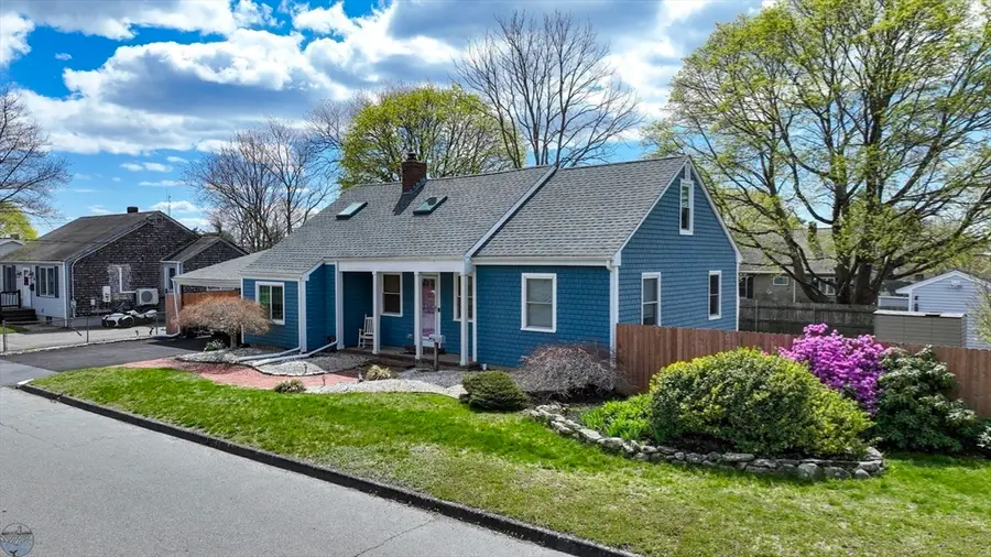 2 Westland St, Acushnet, MA 02743 - #2