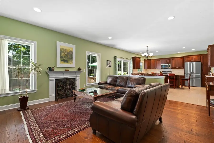 30 Cedarview Cir #30, Milford, MA 01757 - #3