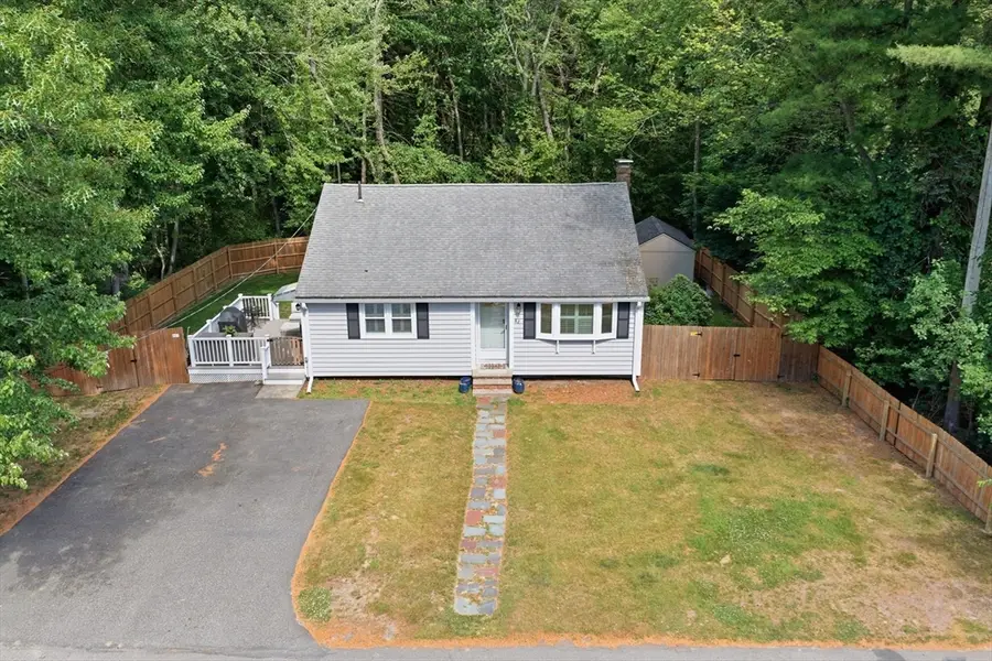 82 12th Ave, Brockton, MA 02302 - #3
