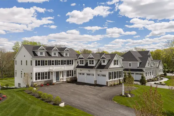 11 Wyndemere, Natick, MA 01760