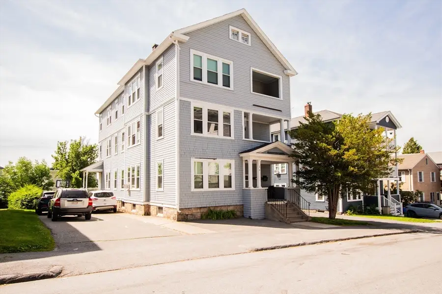 26 Sterling St, Worcester, MA 01610 - #3