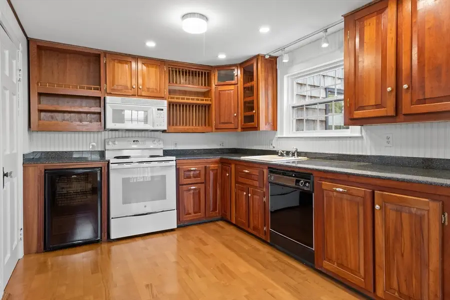 10 Pearl Street Ext., Beverly, MA 01915 - #3