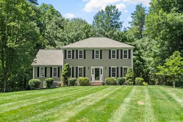 65 Whitney Ln, Boxborough, MA 01719