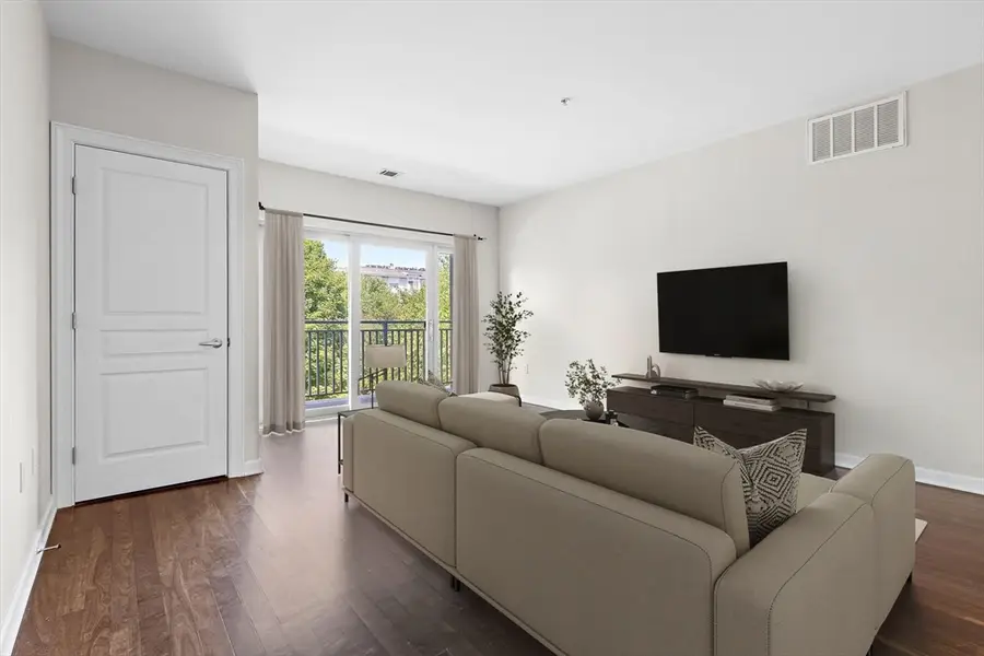 4 Repton Circle #4203, Watertown, MA 02472 - #3