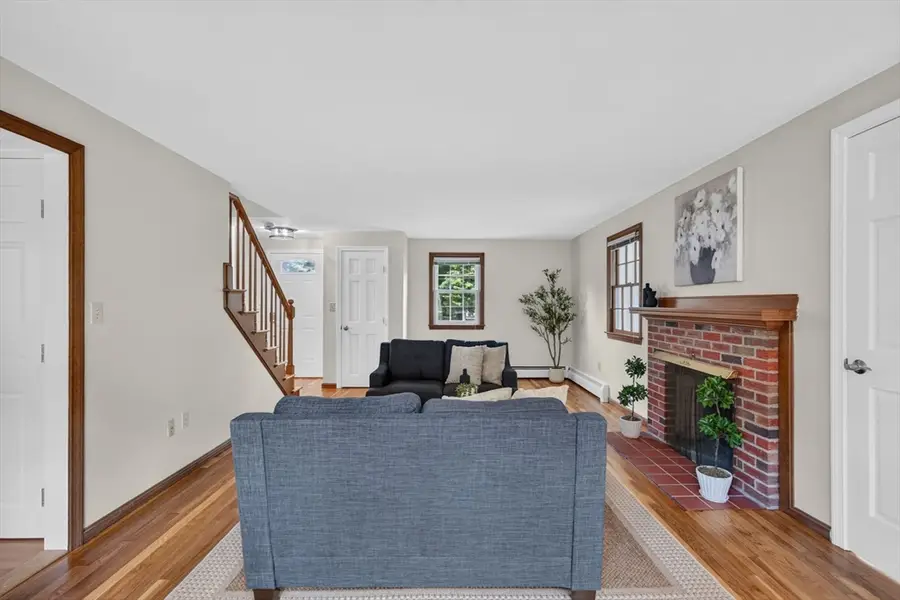 10 Hemlock Rd, Andover, MA 01810 - #3