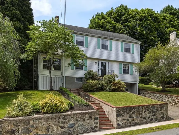 10 Radcliffe, Belmont, MA 02478