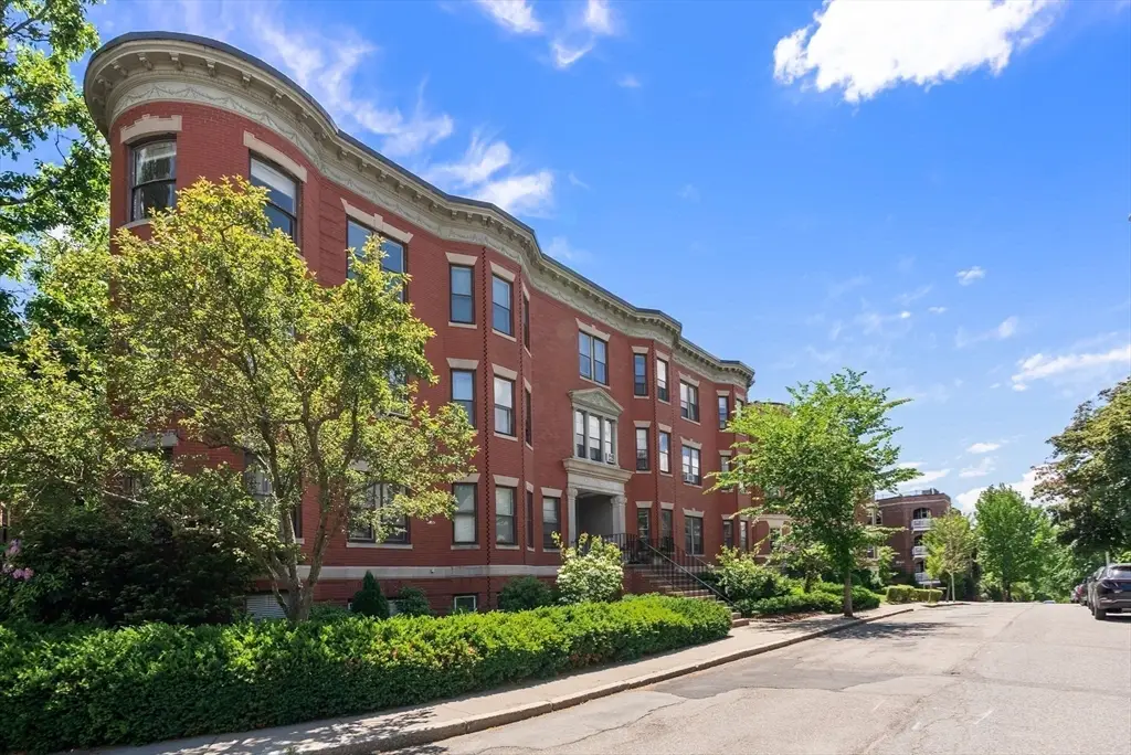 16 Garrison Rd #8, Brookline, MA 02445 - #1