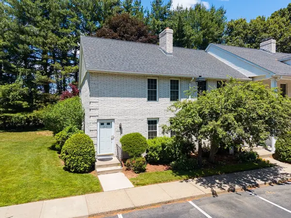 19 Mansion Woods Drive #A, Agawam, MA 01001