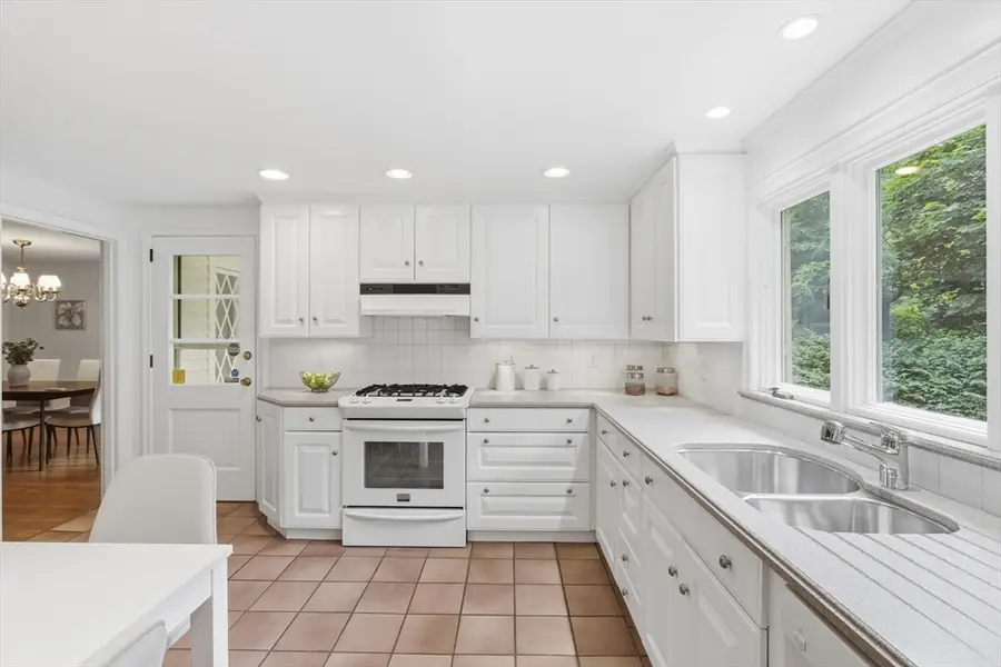 203 E Riding Drive, Carlisle, MA 01741 - #3