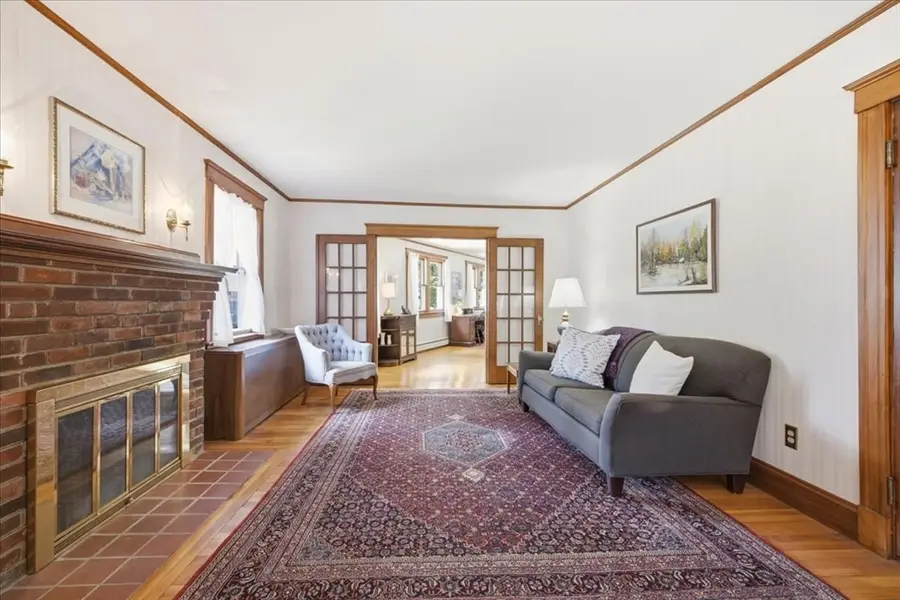 366 Warren St, Needham, MA 02492 - #2