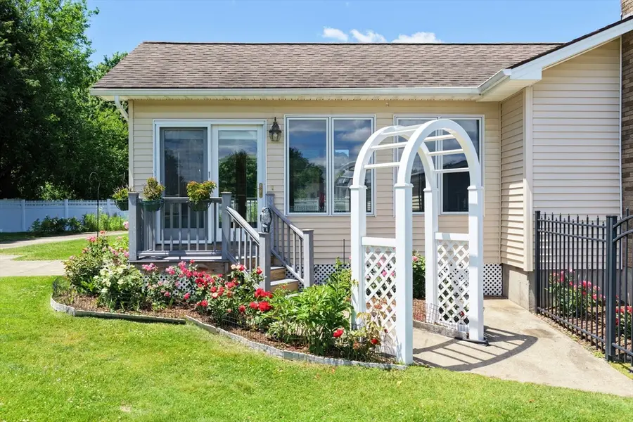 169 Country Rd, Agawam, MA 01001 - #3