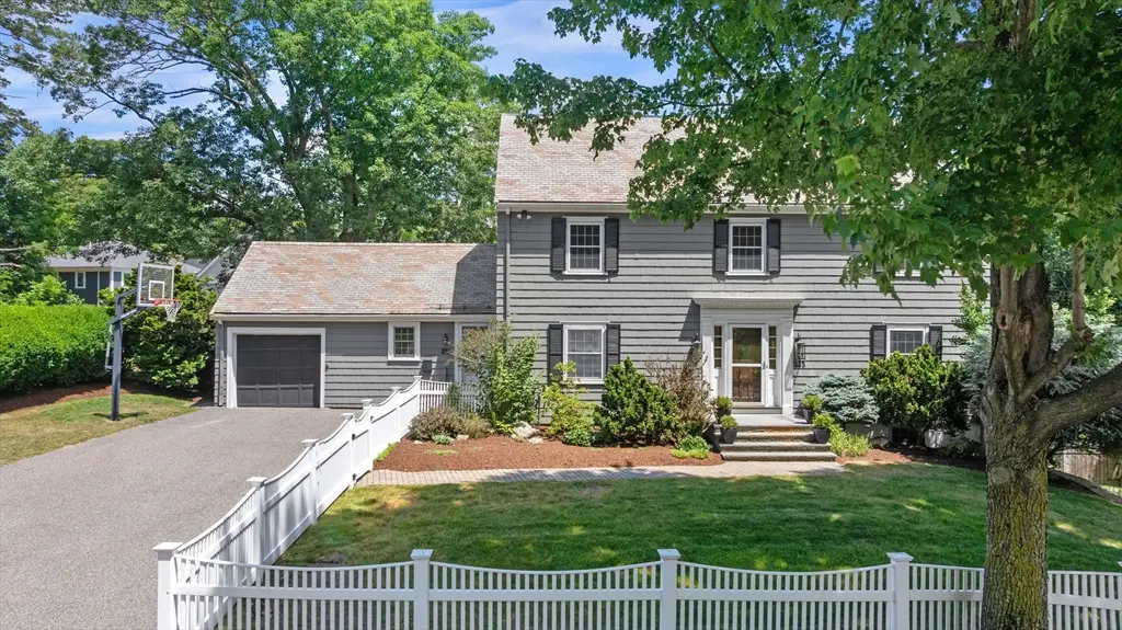 233 Rutledge, Belmont, MA 02478 - #1
