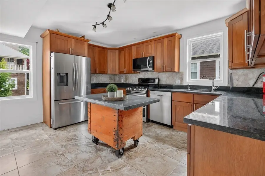 18 Vincent Ave #18, Belmont, MA 02478 - #3