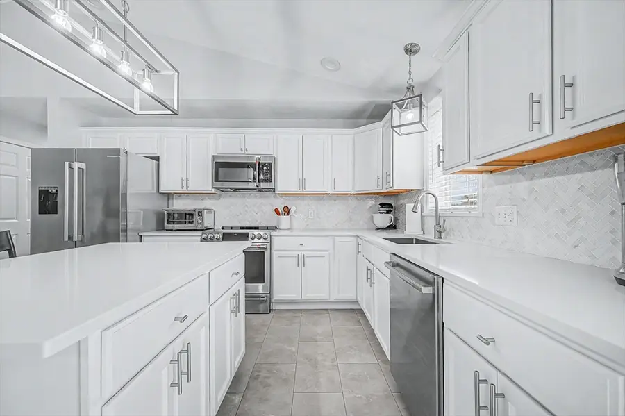 7 Cadman Street, Worcester, MA 01604 - #2