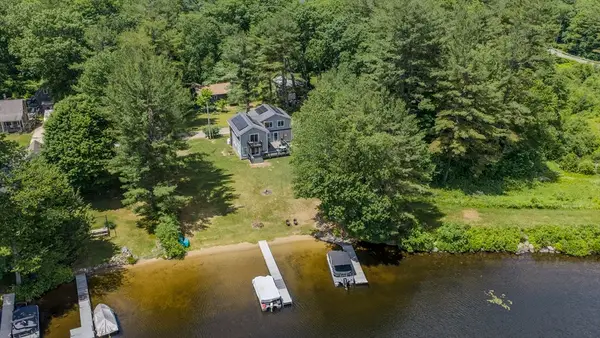 15 Lake View Dr, Spencer, MA 01562