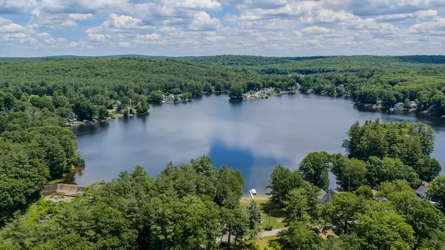 15 Lake View Dr, Spencer, MA 01562 - #2