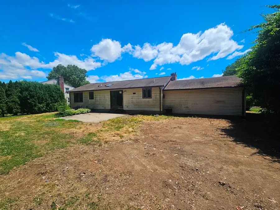 15 Magnolia Ter, South Hadley, MA 01075 - #2