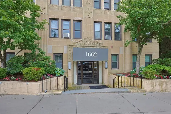 1662 Commonwealth Ave #43, Boston, MA 02135