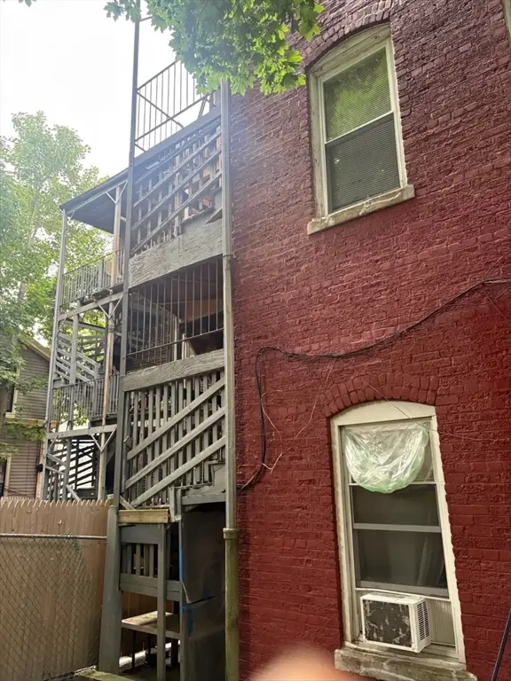 9 Forbes St, Boston, MA 02130 - #2