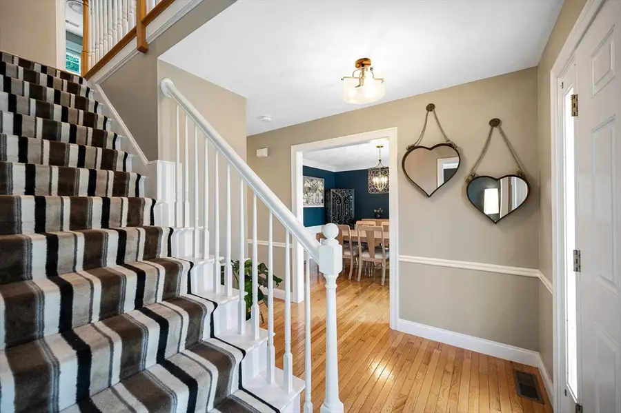 103 Meadow Creek Dr, Dracut, MA 01826 - #3