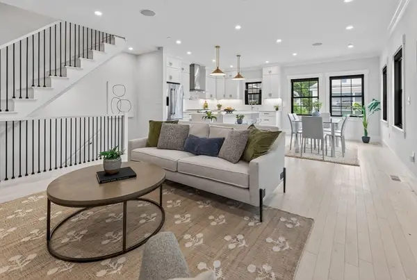11B Lowell St #11B, Arlington, MA 02476