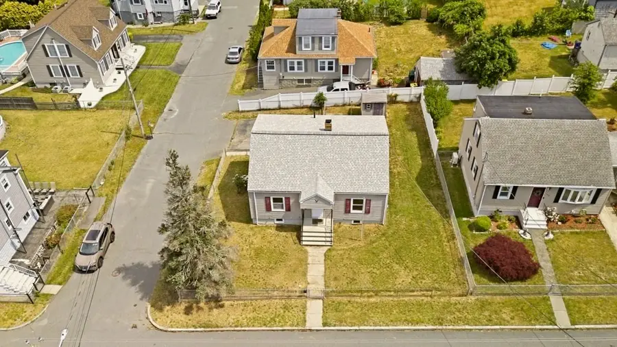 124 Woodman St, Fall River, MA 02724 - #2