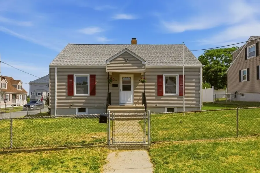 124 Woodman St, Fall River, MA 02724 - #3
