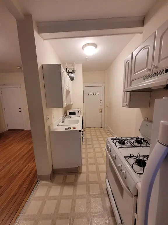60 Queensbury St #2, Boston, MA 02215 - #1