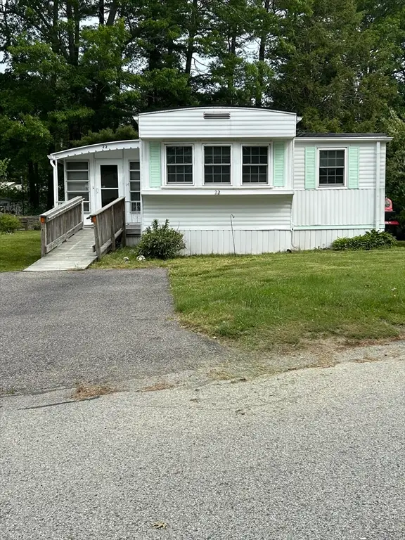 22 Sycamore Drive, Halifax, MA 02338