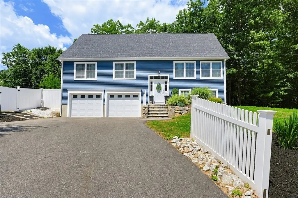 7 Tabor Rd, Uxbridge, MA 01569 - #1