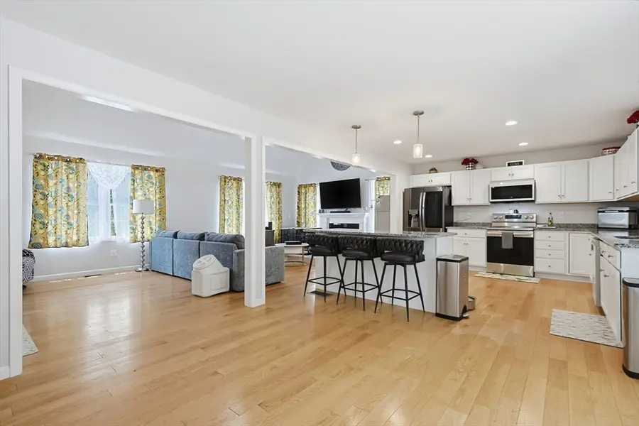 7 Tabor Rd, Uxbridge, MA 01569 - #3