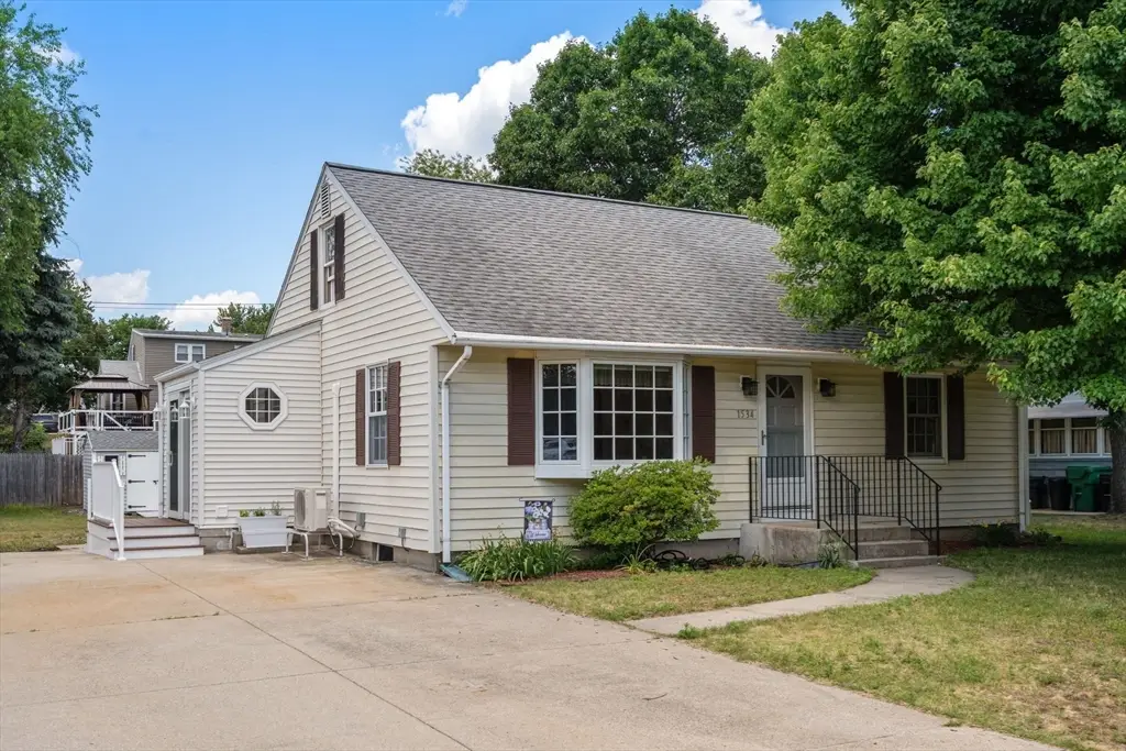 1534 Donohue Rd, Chicopee, MA 01020 - #1
