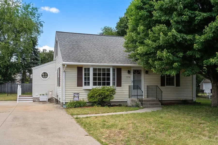 1534 Donohue Rd, Chicopee, MA 01020 - #2