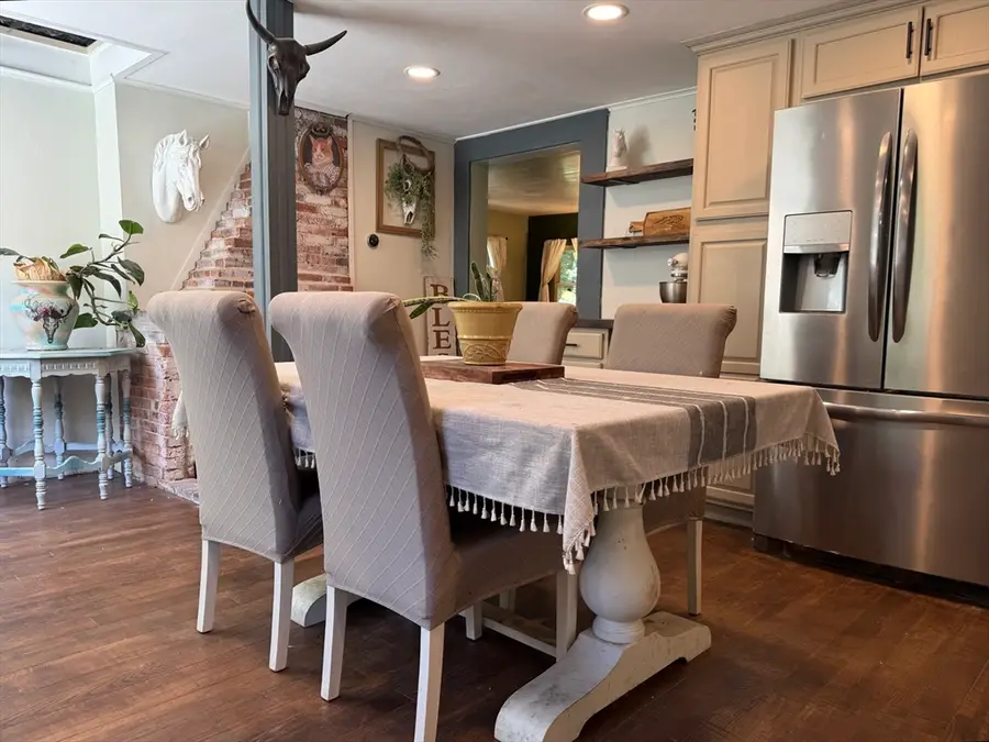 38 West Elm St, Townsend, MA 01474 - #3
