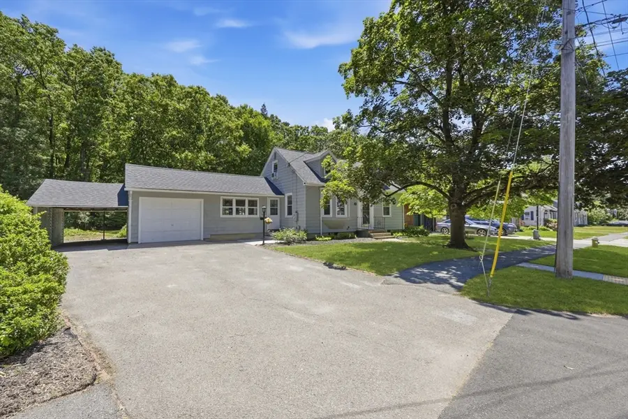 32 Cornell St, South Hadley, MA 01075 - #2