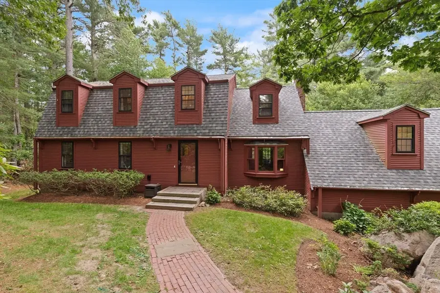 49 Noon Hill Avenue, Norfolk, MA 02056 - #2