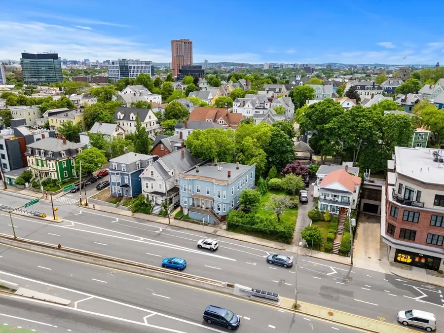 422 Mcgrath Highway, Somerville, MA 02143 - #2