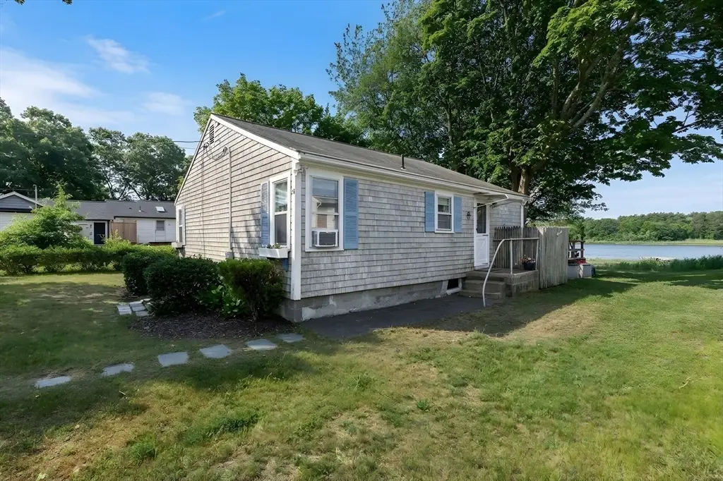86 Highland Shores Dr, Wareham, MA 02571 - #1