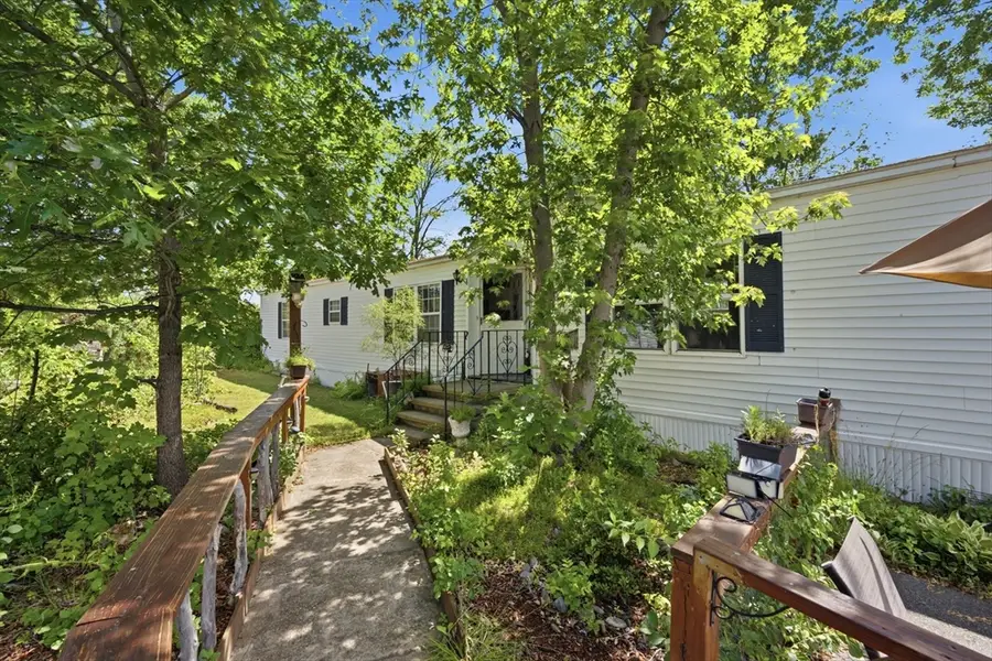 209 Shoreline Dr, Tewksbury, MA 01876 - #2