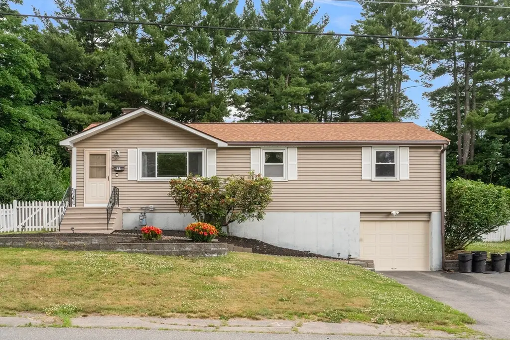 32 Arapahoe Rd, Bellingham, MA 02019 - #1