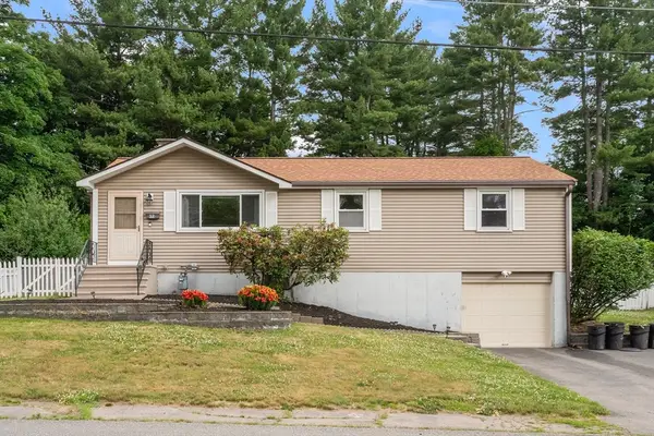 32 Arapahoe Rd, Bellingham, MA 02019