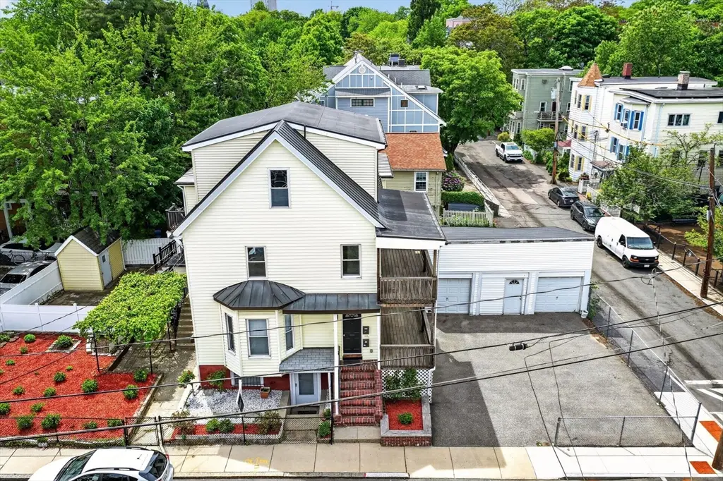 29 Hanson St, Somerville, MA 02143 - #1