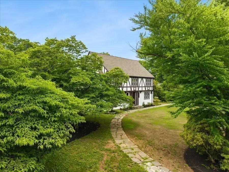 161 Moraine St, Brockton, MA 02301 - #3