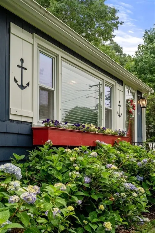 29 Silver Birch Ave, Plymouth, MA 02360 - #2