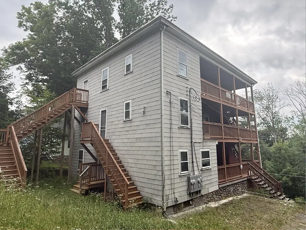 127 Cliff St, Southbridge, MA 01550 - #1