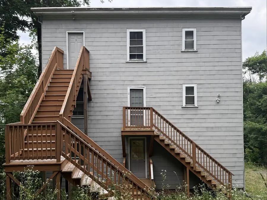 127 Cliff St, Southbridge, MA 01550 - #3