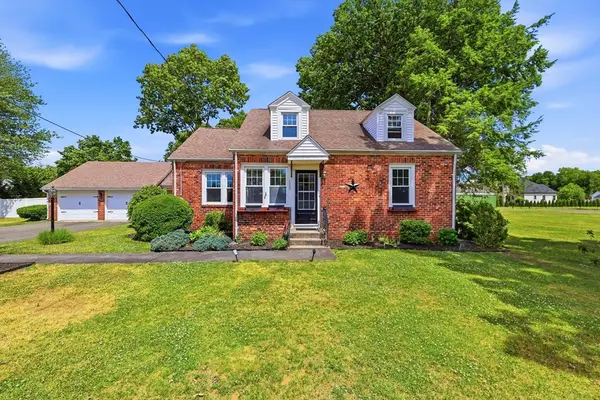 115 Poplar Street, Agawam, MA 01030
