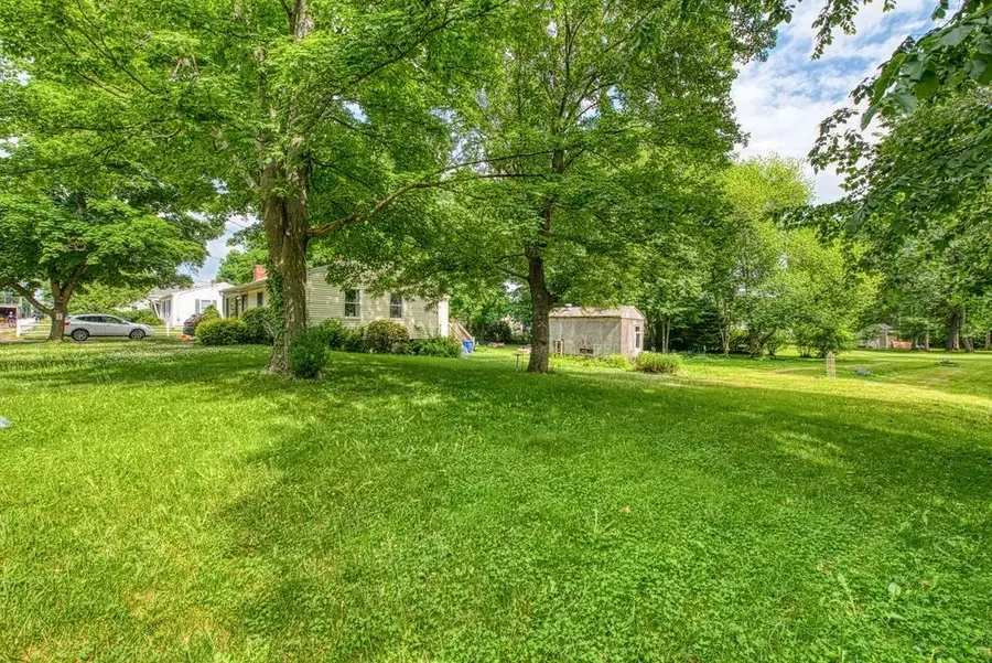 490 North Ave, Rockland, MA 02370 - #3