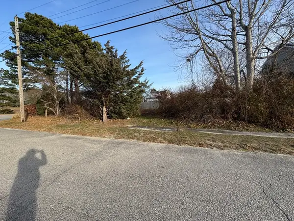 48 North Blvd, Wareham, MA 02571